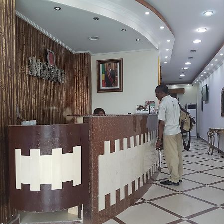 Novo Hotel Brazzaville Eksteriør bilde