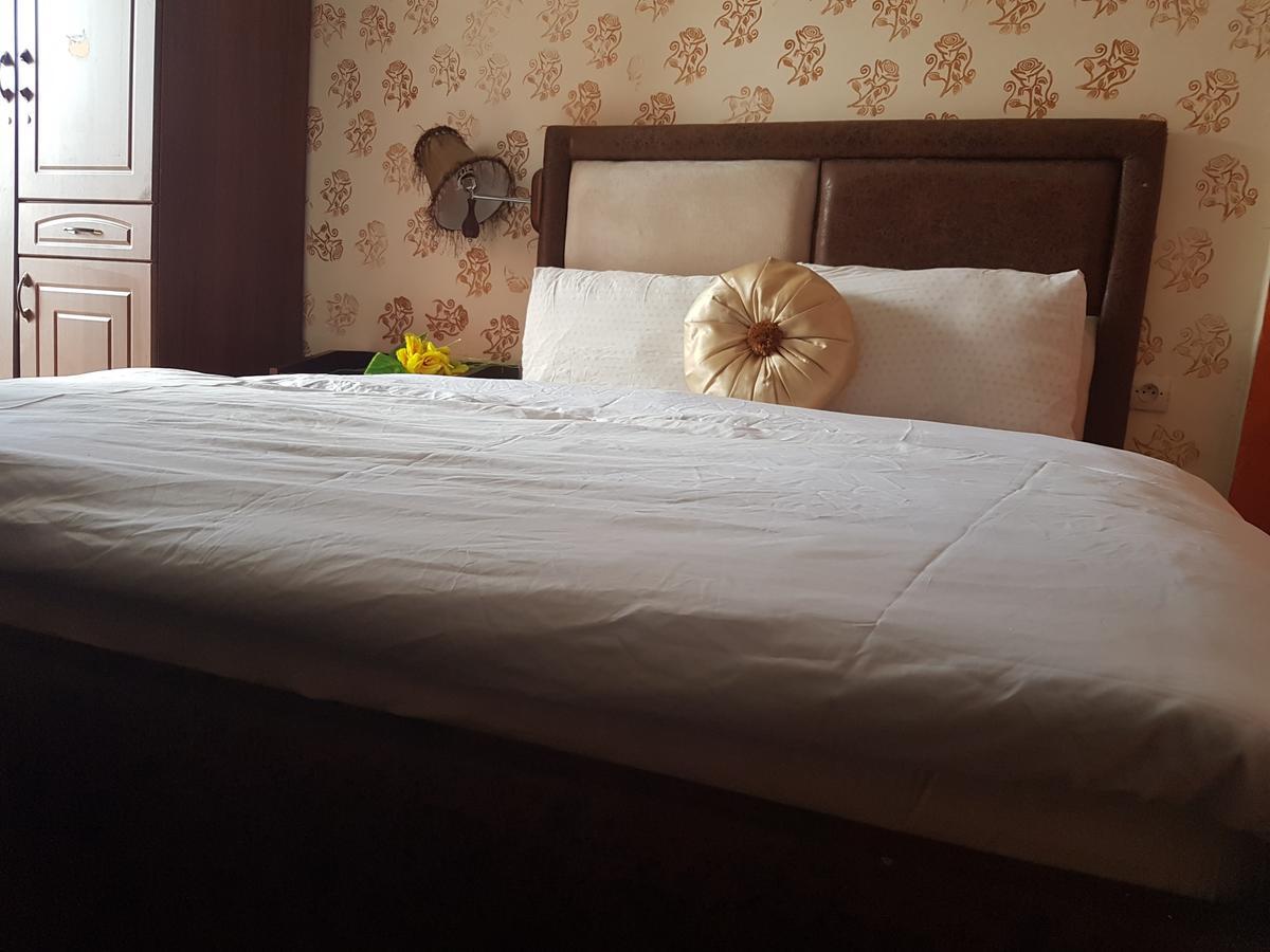 Novo Hotel Brazzaville Eksteriør bilde