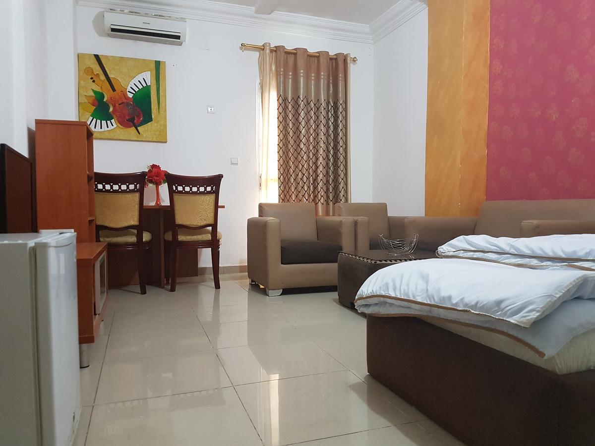 Novo Hotel Brazzaville Eksteriør bilde