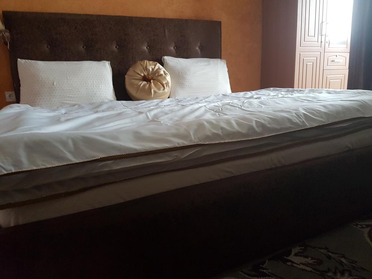 Novo Hotel Brazzaville Eksteriør bilde